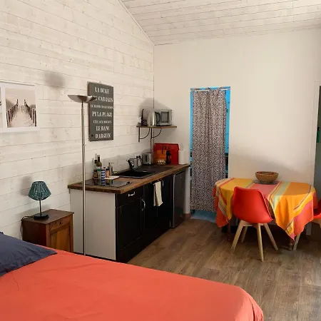 Studio Meuble A Arcachon شقة